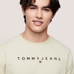 TOMMY JEANS Linear Logo T-Shirt – Off White